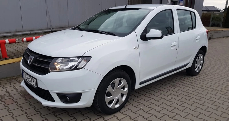 Dacia Sandero cena 23800 przebieg: 139000, rok produkcji 2014 z Żarów małe 67